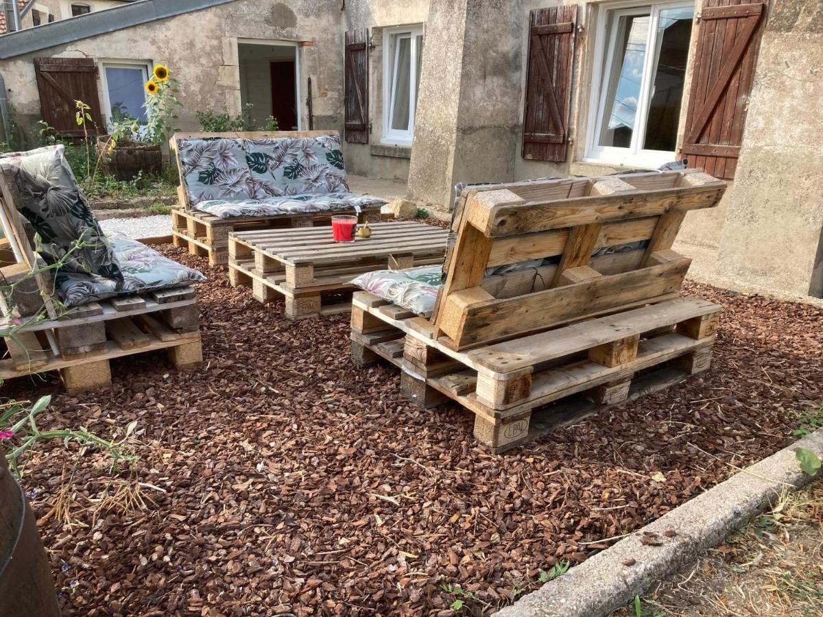 Gite De La Cote A Autreville Sur Moselle Kültér fotó